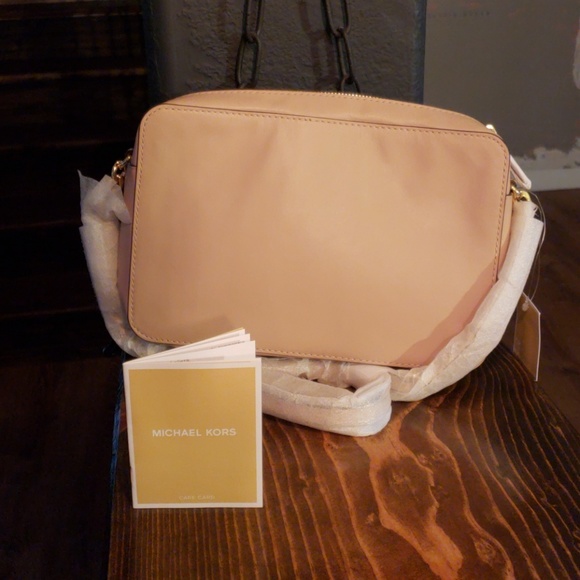 NWT Michael Kors Jet Set Travel Cross Body Purse - Picture 3 of 8